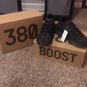 Yeezy boost 380 Onyx